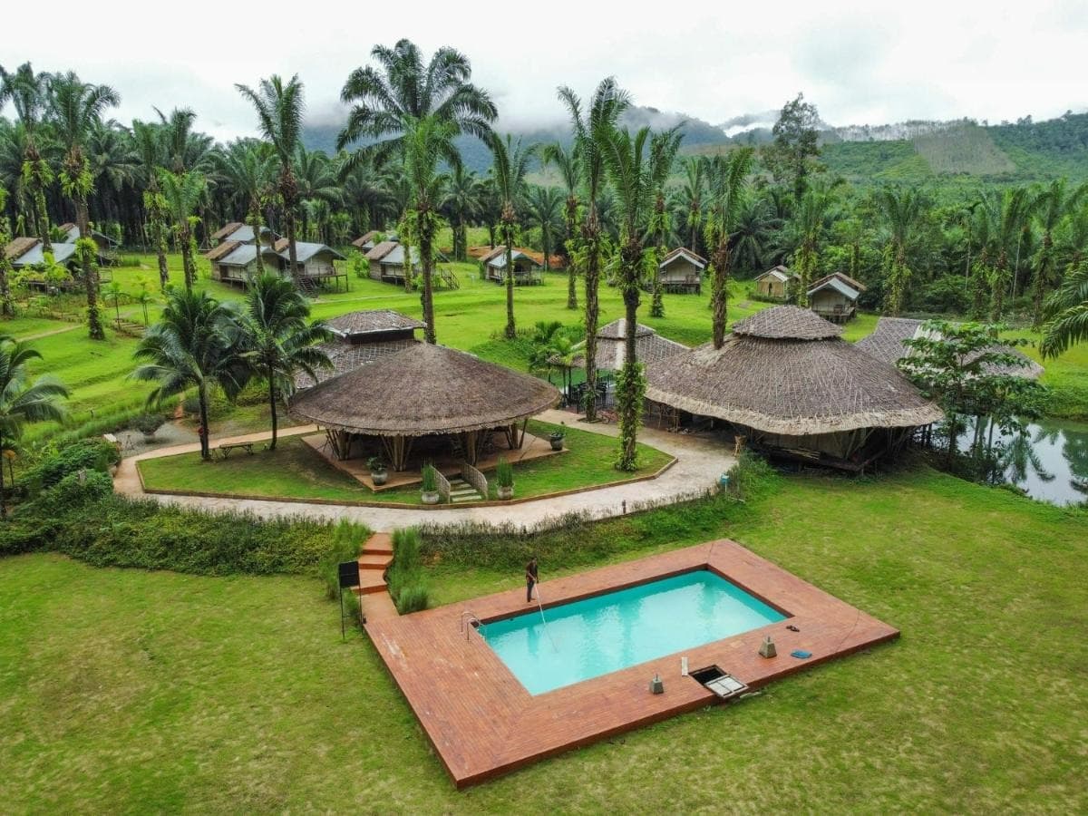 khaosok boutique hideaway pool 65f03098a7d571339a35b216