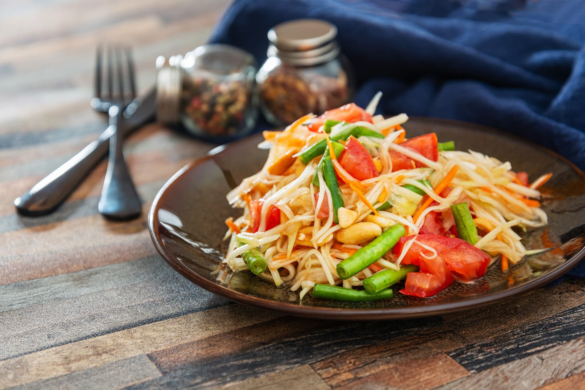 Recette de la Som Tam, la salade de papaye verte