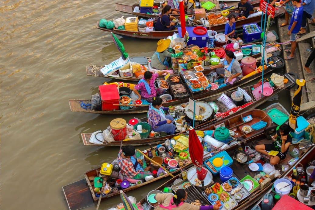Marché flottant de Taling Chang